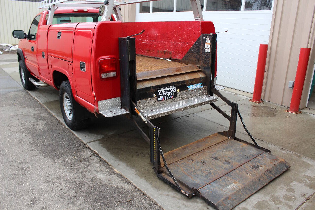 Used 2005 Chevrolet Silverado 3500 4x4 Regular Cab image 8
