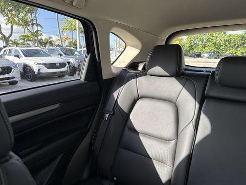 Used 2024 MAZDA CX-5 AWD 2.5 S w/ Select Package image 18