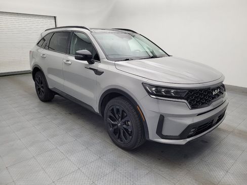 Used 2022 Kia Sorento SX image 11