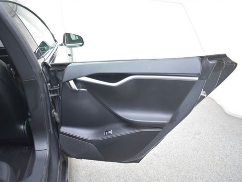 Used 2017 Tesla Model S 75D AWD/4WD image 26