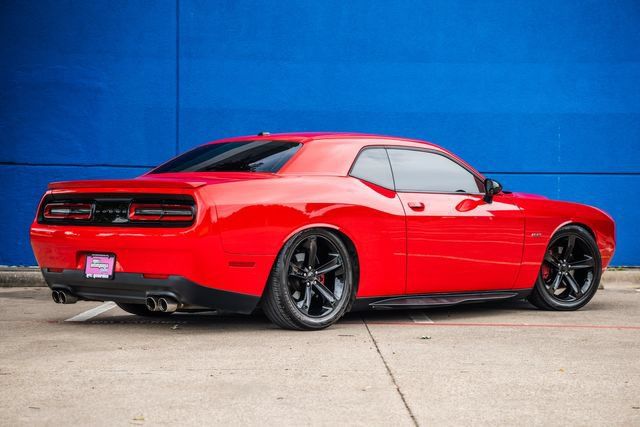 Used 2015 Dodge Challenger R/T w/ Quick Order Package 28B R/T RWD image 4