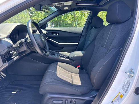 Used 2023 Honda Accord Sport image 18