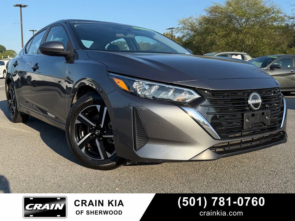 Used 2025 Nissan Sentra SV FWD image 1