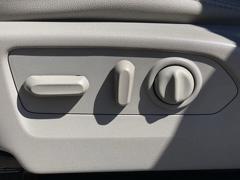 Used 2021 Chevrolet Silverado 1500 LTZ w/ Safety Package II image 15