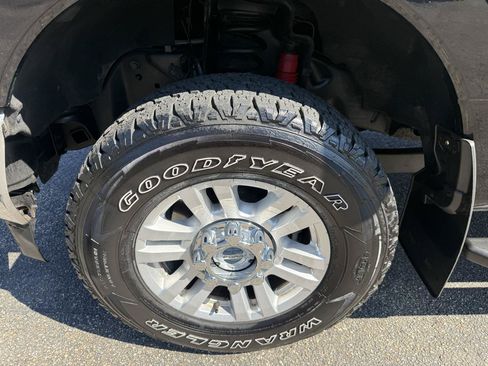 Used 2017 Ford F350 XLT w/ XLT Value Package AWD/4WD image 4