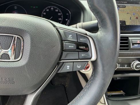 Used 2020 Honda Accord Touring image 26