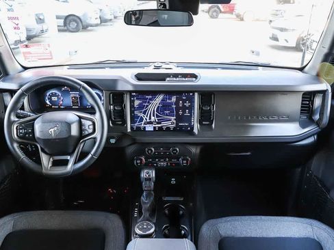 Used 2025 Ford Bronco Big Bend image 12