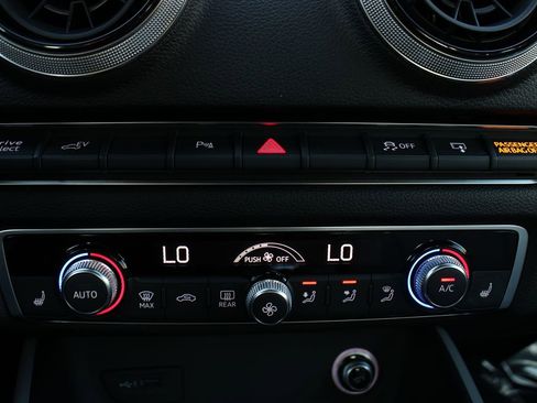 Used 2017 Audi A3 e-tron Premium Plus w/ Technology Package image 14