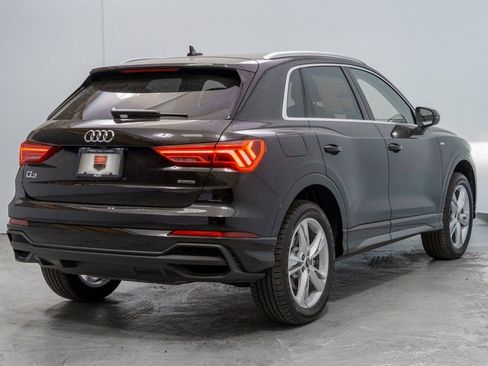 Used 2024 Audi Q3 2.0T Premium Plus w/ Premium Plus Package AWD/4WD image 7