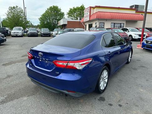 Used 2018 Toyota Camry LE FWD image 5