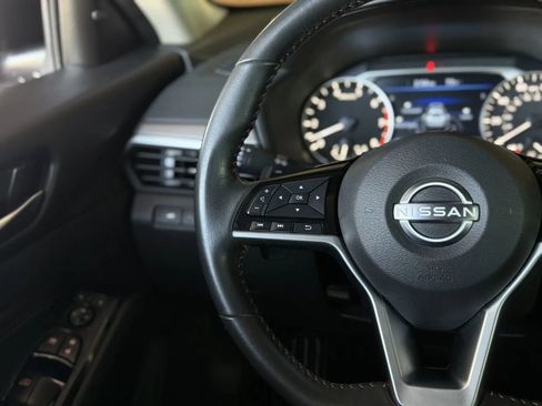 Used 2023 Nissan Altima 2.5 SR AWD/4WD image 22