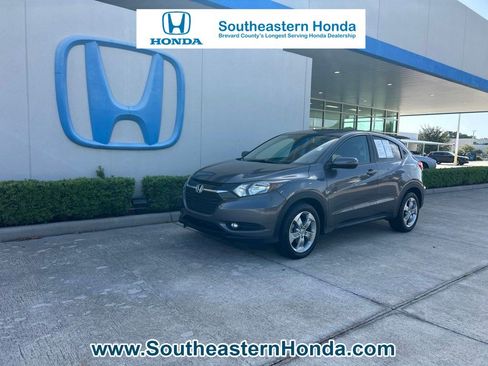 Used 2017 Honda HR-V EX image 1