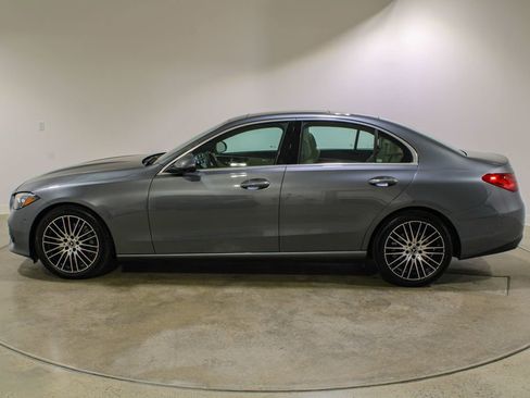 Used 2023 Mercedes-Benz C 300 4MATIC Sedan image 2