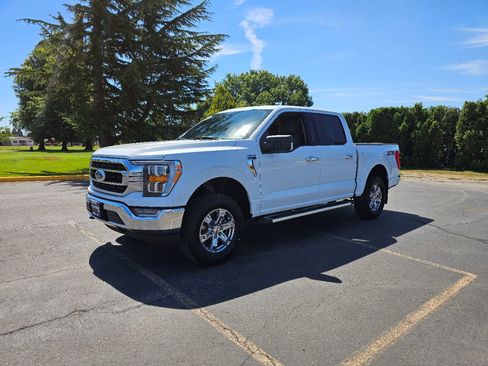 Used 2022 Ford F150 XLT w/ Equipment Group 302A High image 3