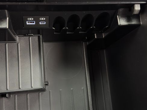 Used 2025 Toyota Tundra Limited w/ TRD Off-Road Package image 29