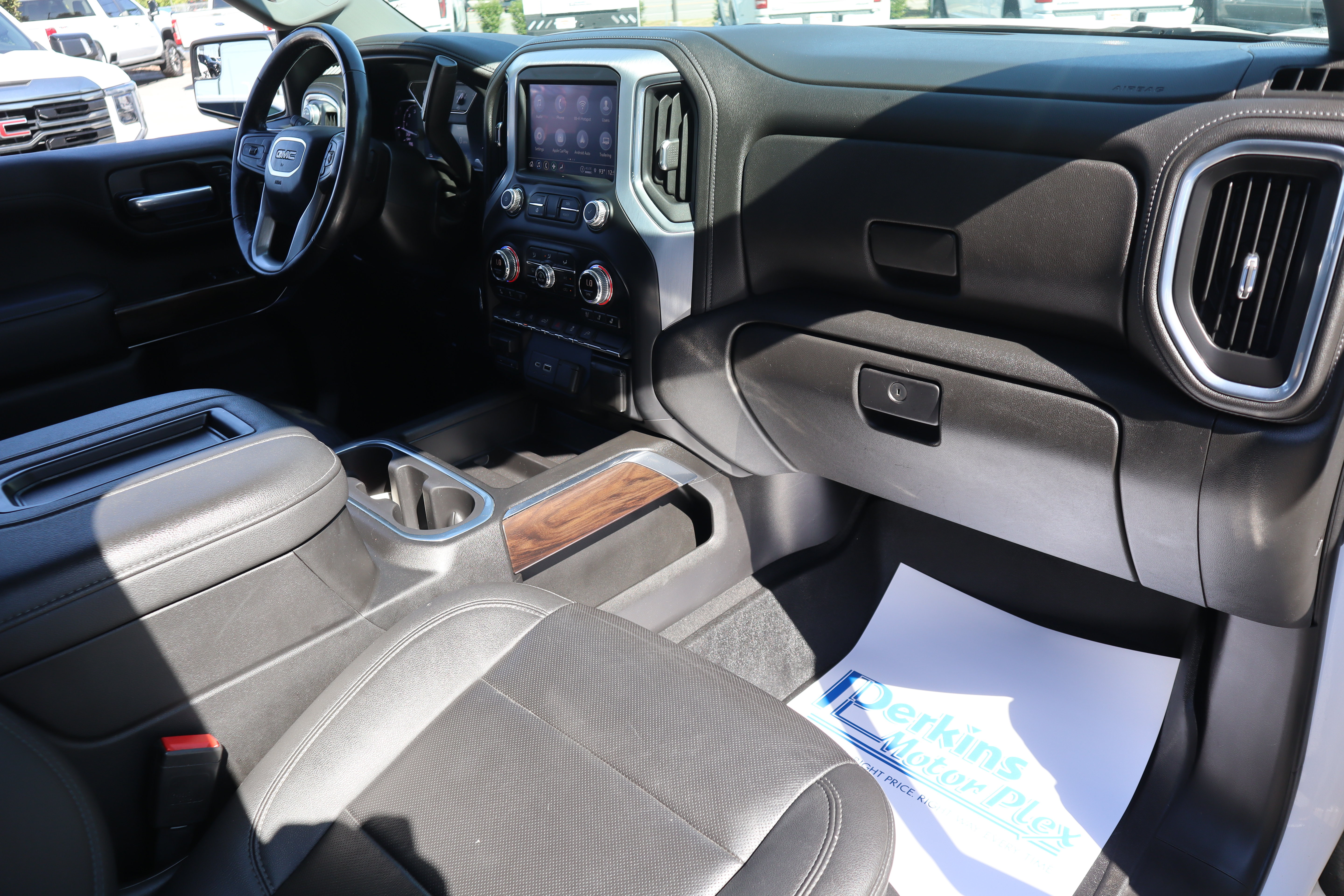 Used 2021 GMC Sierra 1500 SLT w/ SLT Convenience Package AWD/4WD image 39
