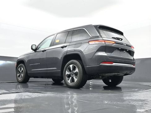 Used 2022 Jeep Grand Cherokee Limited 4xe AWD/4WD image 27