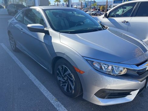 Used 2016 Honda Civic LX image 4