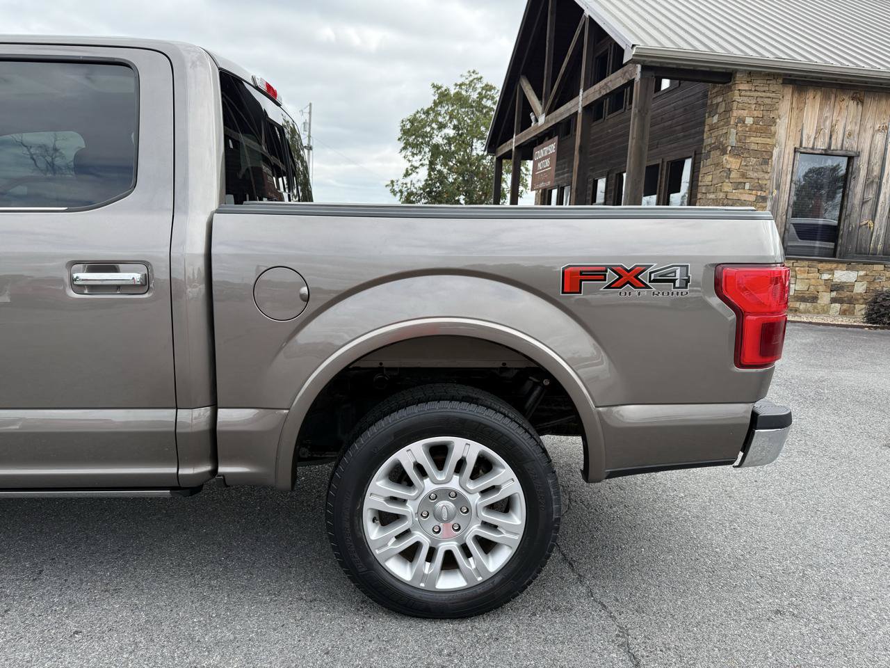 Used 2019 Ford F150 King Ranch w/ Equipment Group 601A Luxury AWD/4WD image 42