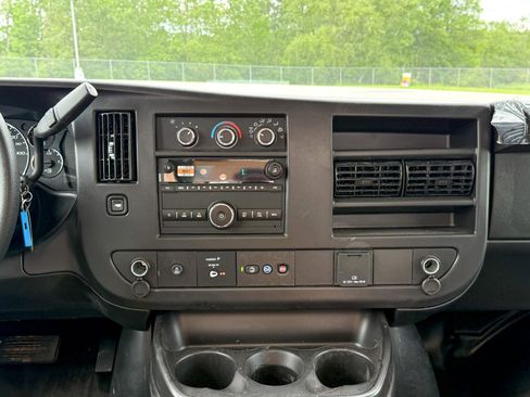 New 2025 Chevrolet Express 3500 w/ Power Convenience Package image 24