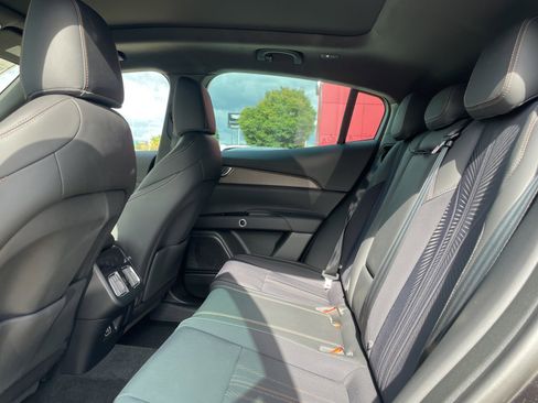 New 2025 Maserati Grecale Folgore image 30