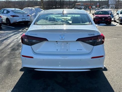 Used 2025 Honda Civic Sport Touring image 3