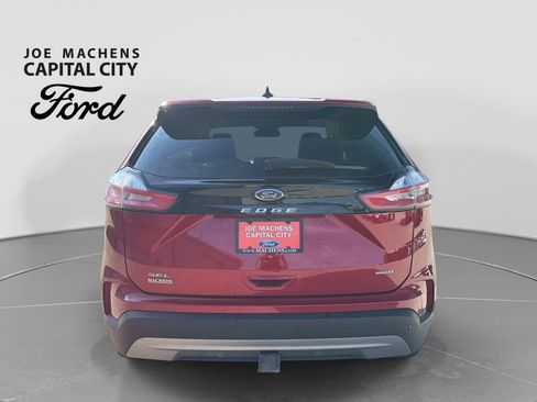 Used 2024 Ford Edge SEL w/ Convenience Package AWD/4WD image 6