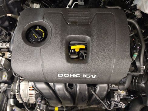 Used 2018 Hyundai Elantra SEL FWD image 30