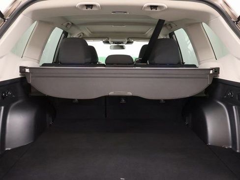 Used 2022 Subaru Forester Premium AWD/4WD image 28