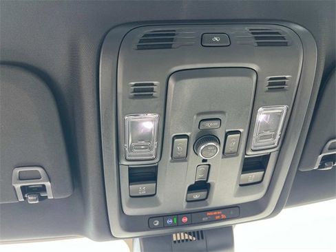 New 2025 GMC Yukon XL AT4 Ultimate image 24