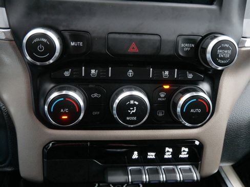 Used 2021 RAM 1500 Laramie image 29