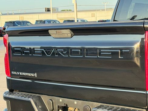 Used 2020 Chevrolet Silverado 1500 W/T w/ WT Convenience Package RWD image 9