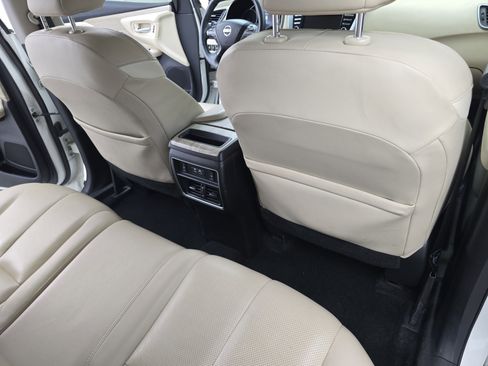 Used 2020 Nissan Murano SL w/ Cargo Package image 11