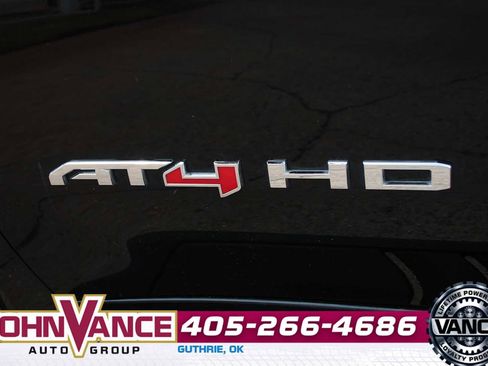 Used 2024 GMC Sierra 2500 AT4 w/ AT4 Premium Plus Package AWD/4WD image 10