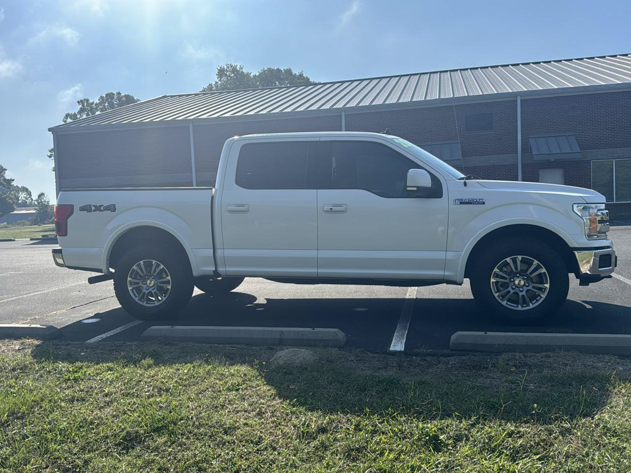 Used 2020 Ford F150 Lariat w/ Equipment Group 501A Mid AWD/4WD image 2