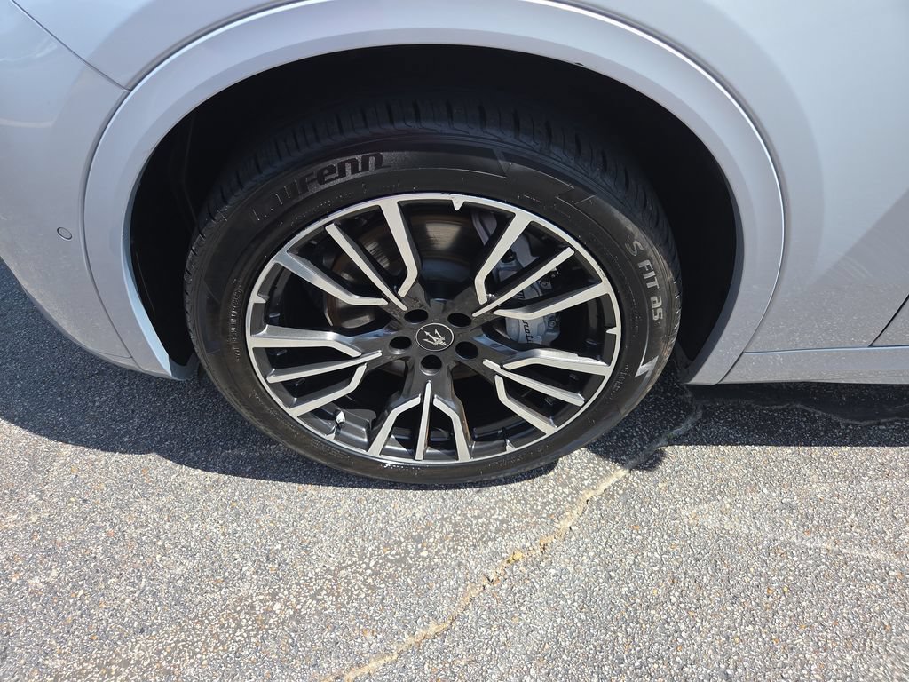 Used 2023 Maserati Grecale GT AWD/4WD image 9