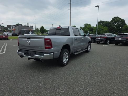 Used 2023 RAM 1500 Laramie AWD/4WD image 5