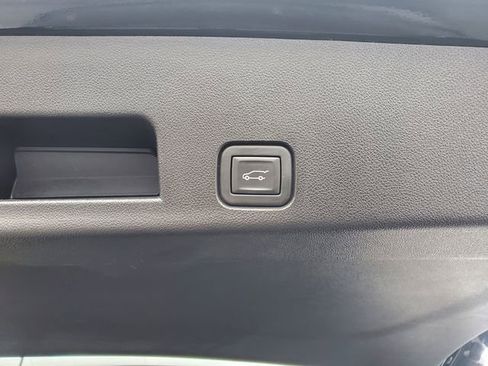 Certified 2024 Chevrolet Traverse LT w/ LPO, Floor Liner Package image 12