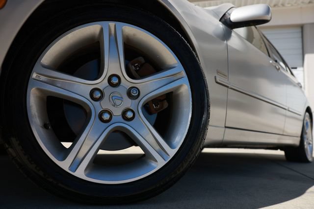 Used 2004 Lexus IS 300 RWD image 41