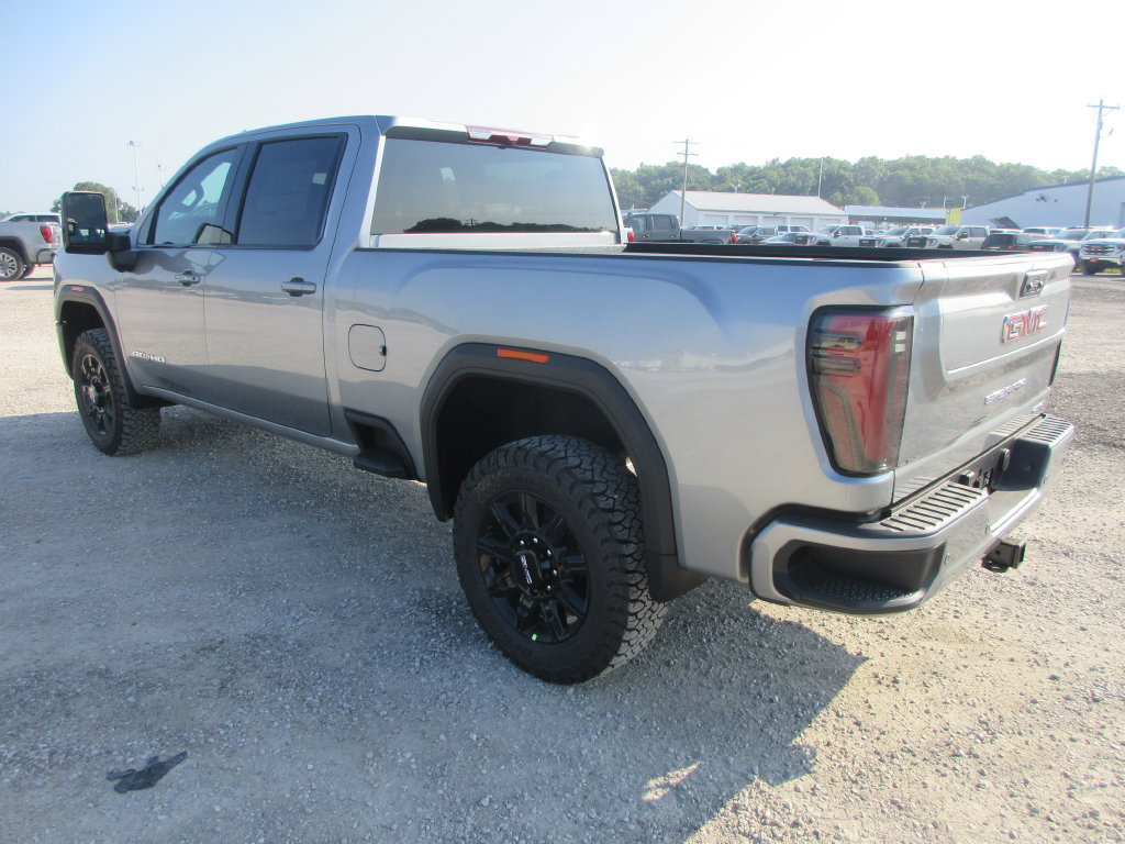 New 2026 GMC Sierra 2500 AT4 AWD/4WD image 7