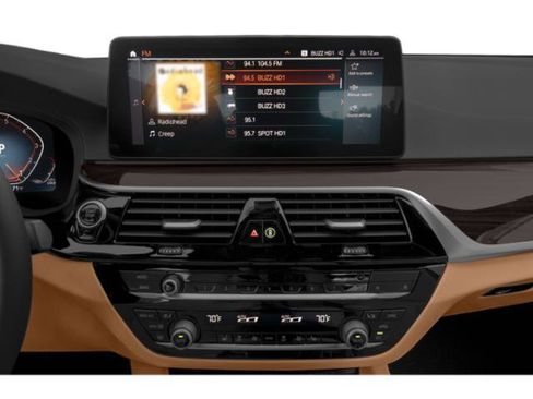 Used 2022 BMW 530i w/ M Sport Package image 13