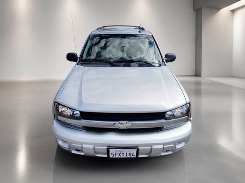 Used 2005 Chevrolet TrailBlazer LS w/ LS Preferred Equipment Group AWD/4WD image 9