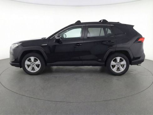 Used 2020 Toyota RAV4 LE w/ Carpet Mat Package image 6