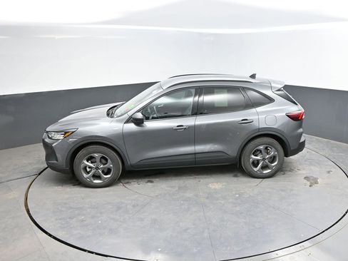Used 2025 Ford Escape ST-Line AWD/4WD image 24