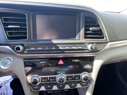 Used 2020 Hyundai Elantra Value Edition w/ Cargo Package (C1) FWD image 13