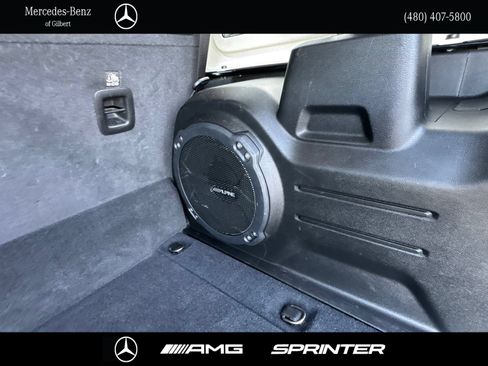 Used 2022 Jeep Wrangler Unlimited Rubicon 4xe AWD/4WD image 7