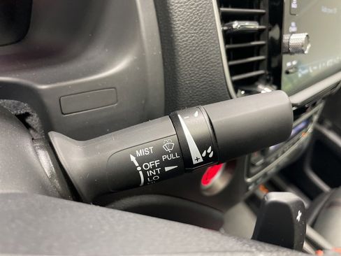 Used 2025 Honda Ridgeline TrailSport image 36