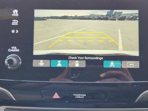 Used 2021 Honda Passport Touring image 18