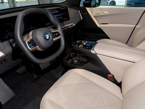 New 2026 BMW iX xDrive45 w/ Premium Package image 16