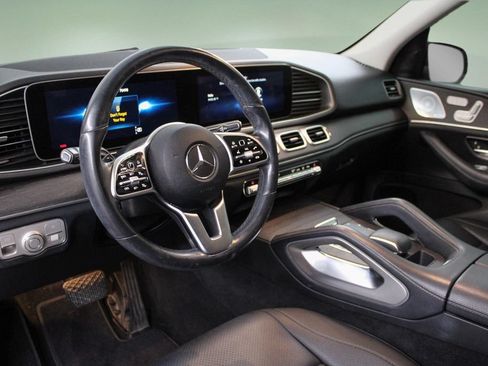 Used 2020 Mercedes-Benz GLE 450 4MATIC image 2